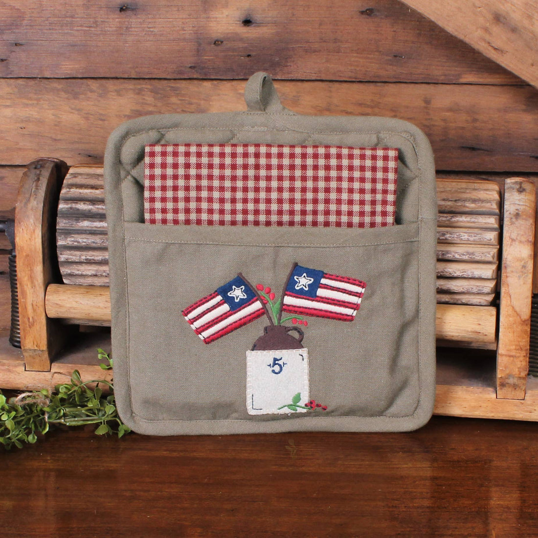 Flag Day Pocket Potholder Set - Home Collections by Raghu