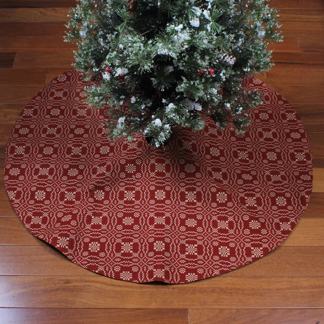 Lover's Knot  Barn Red Tree skirt 36 In - Home Collections by Raghu