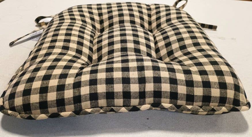 Black Nutmeg Heritage House Check Black Chair Pad - Home Collections by Raghu