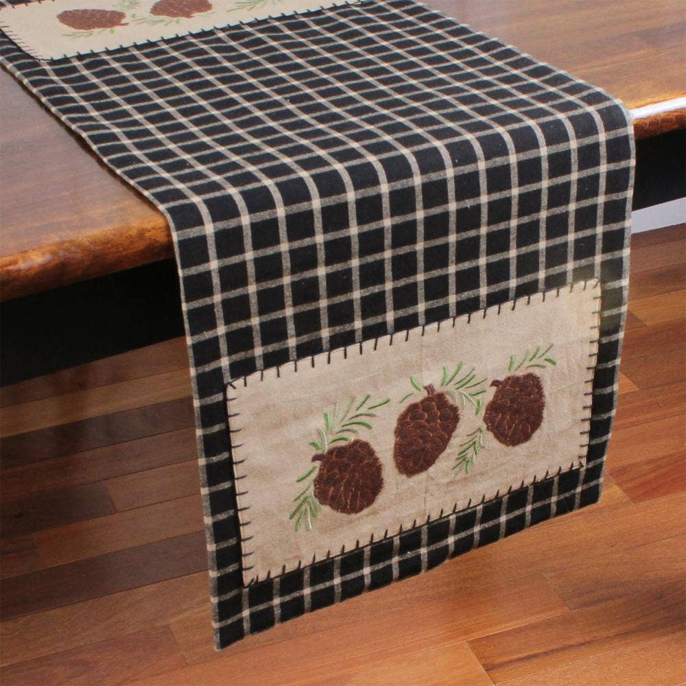 Pinecone Patch Table Runner TR140102