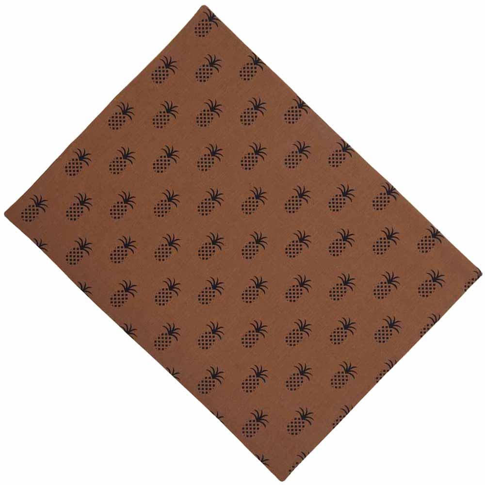 Mocha - Black Pineapple Town Placemat - Set of Six - Home Collections by Raghu