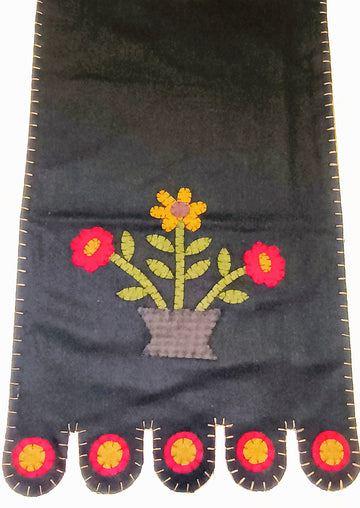 Black Mustard Blooms Table Runner TRAR0101