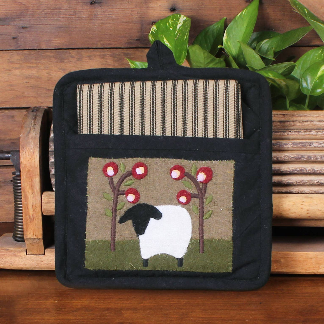 Sheep in the Grove Pocket Potholder Set - Home Collections by Raghu
